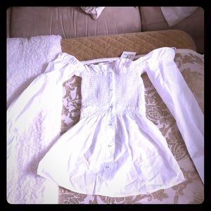 Shoulder exposing shirt